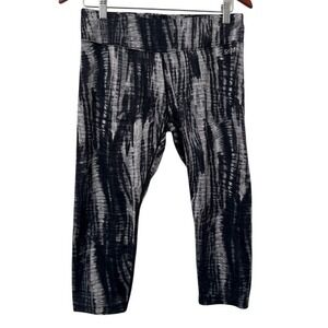 Calvin Klein Elevated Activewear Tapered Jogger Style Performance Capri Size M